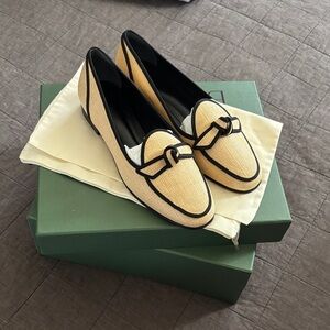 Alexandre Birman Beige Raffia Loafers with Black Trim